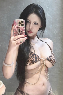 【微密圈】No.327_#钟意依阳_比基尼主题_13P+2V