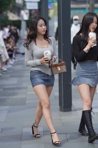 【精选街拍】Vol.3292 蓝色紧身包臀裙 [108P+1V-1.53GB]